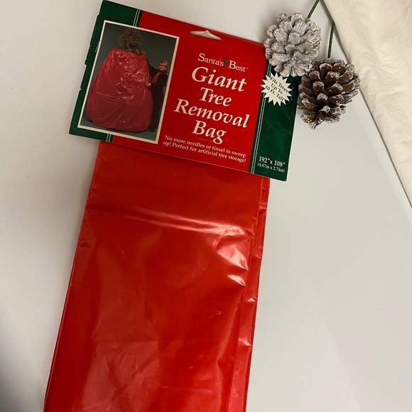 Santa’s Best Christmas 🎄 Giant Tree Removal Bag. - Picture 6 of 7